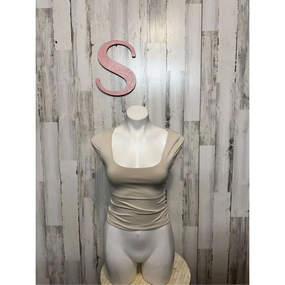 Tan top size small